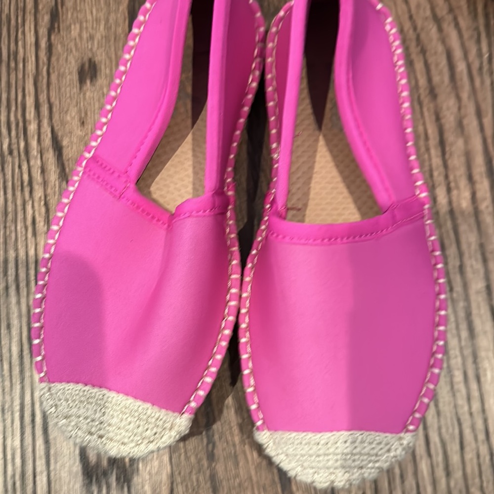 Crocs - Picture 2 of 7